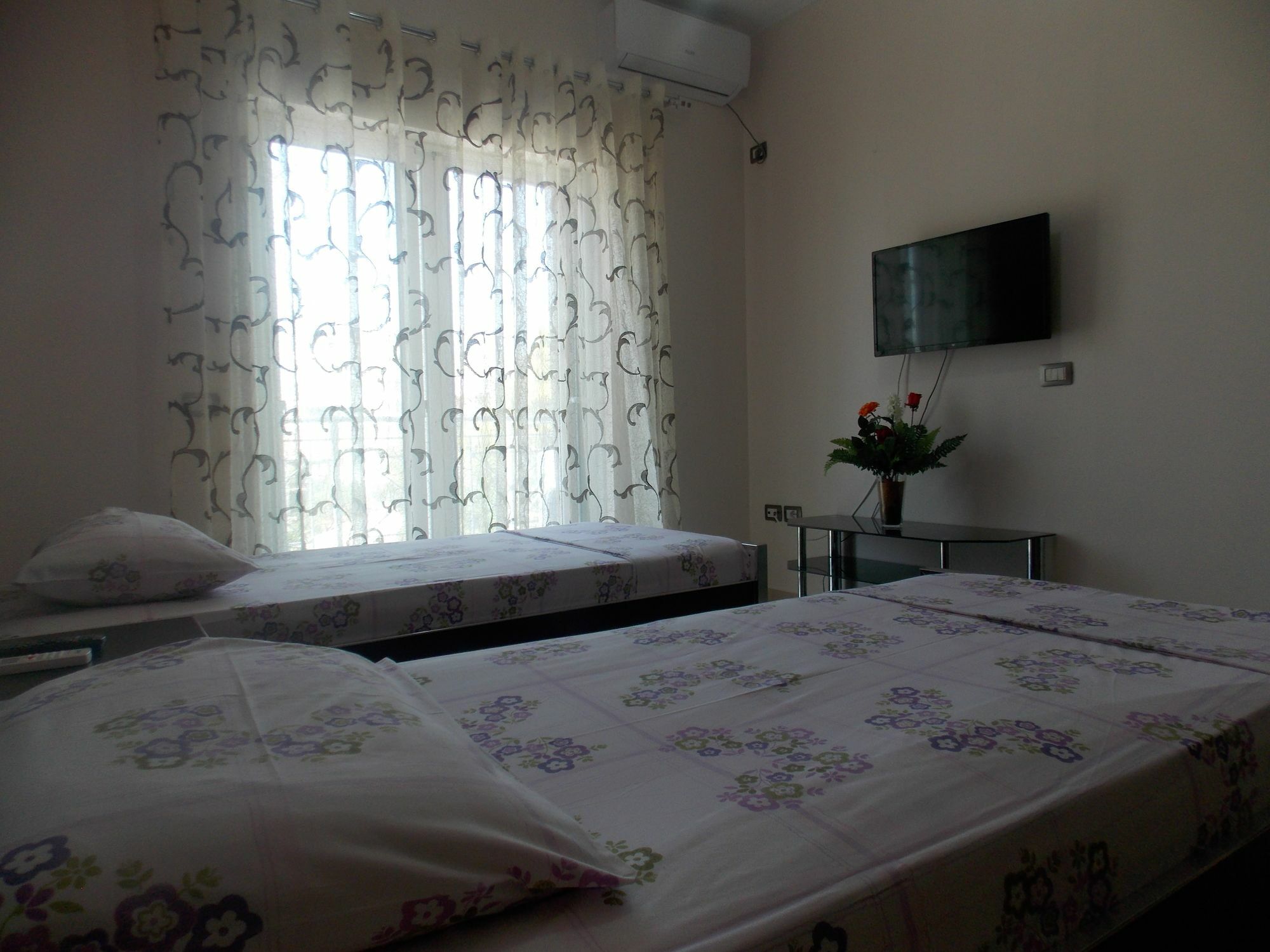 Piter ホテル Sarandë